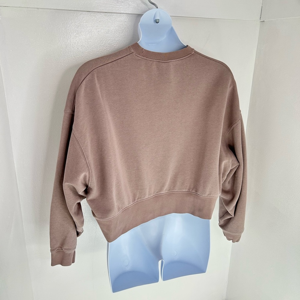Nike Sweatshirt Womens Medium Pink Sand Center Swoosh Oversized Cropped Boxy - Picture 7 of 11